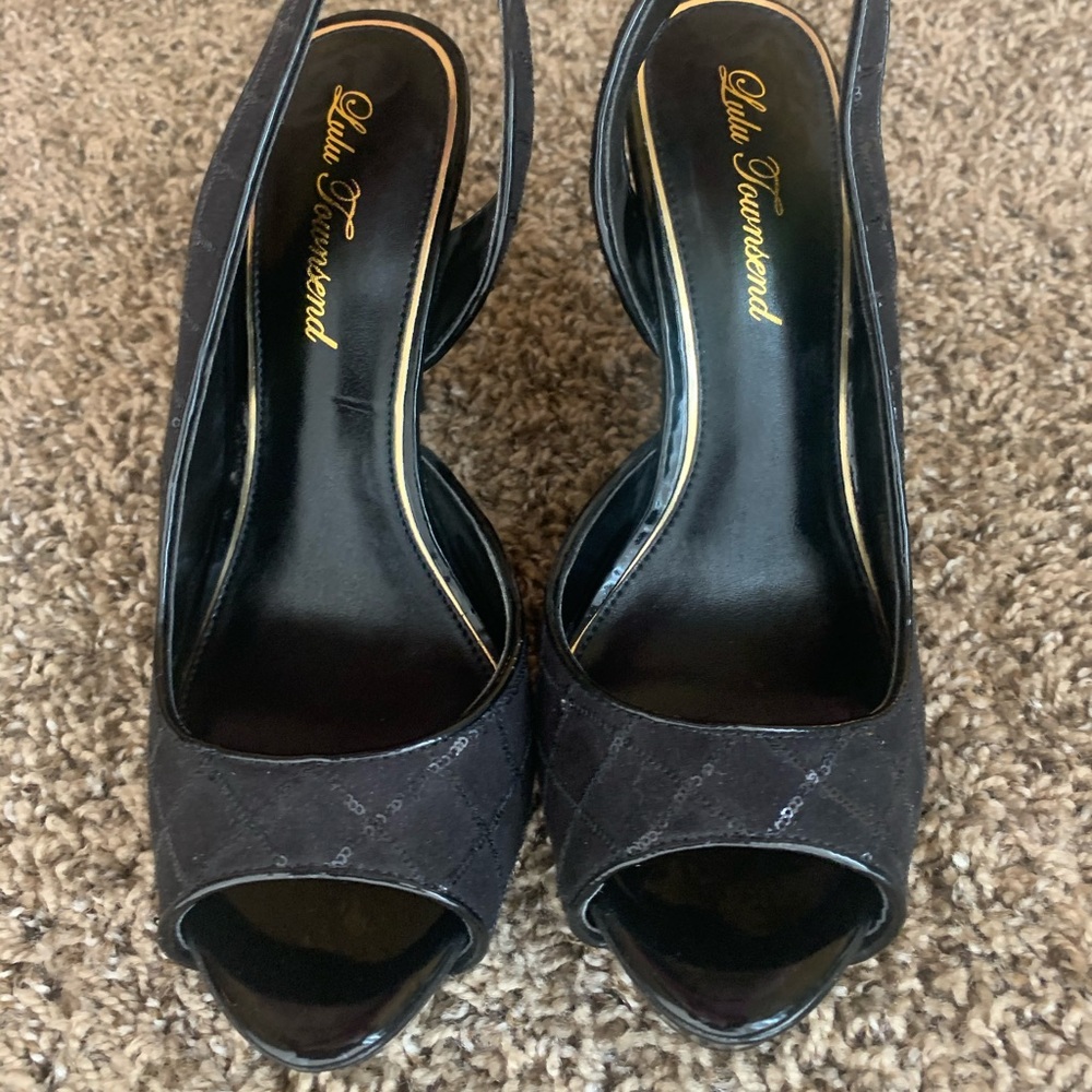 *SOLD* Lulu Townsend black heels